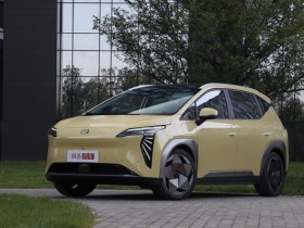 可能你也遇到过,大幅降价,亚朵急了